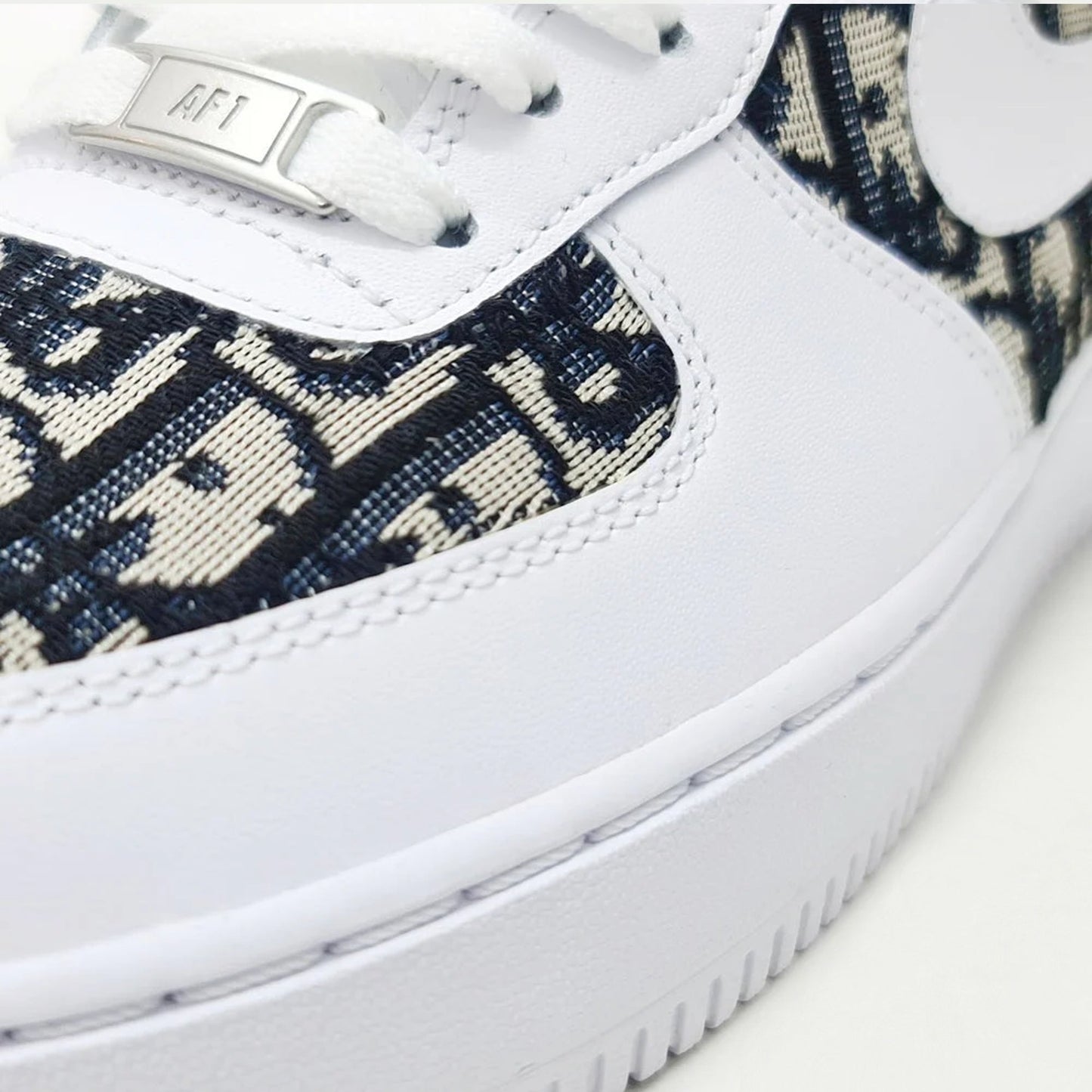 Air Force 1 - White Dior (Custom)