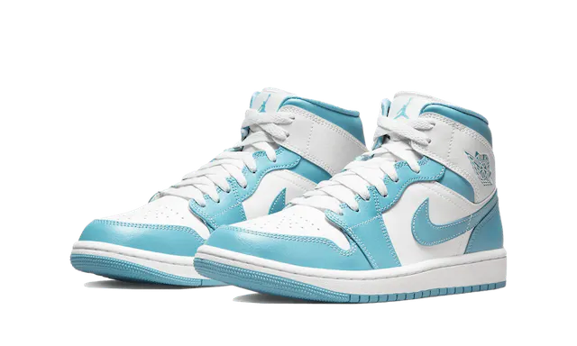 Air Jordan 1 - UNC