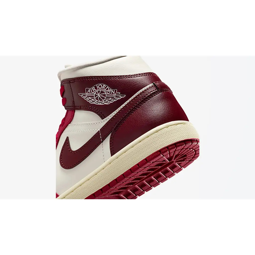 Air Jordan 1 - Mystic Hibiscus