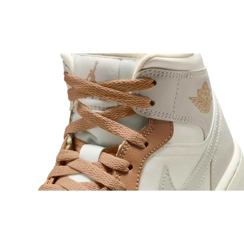 Air Jordan 1 - Tan Toe