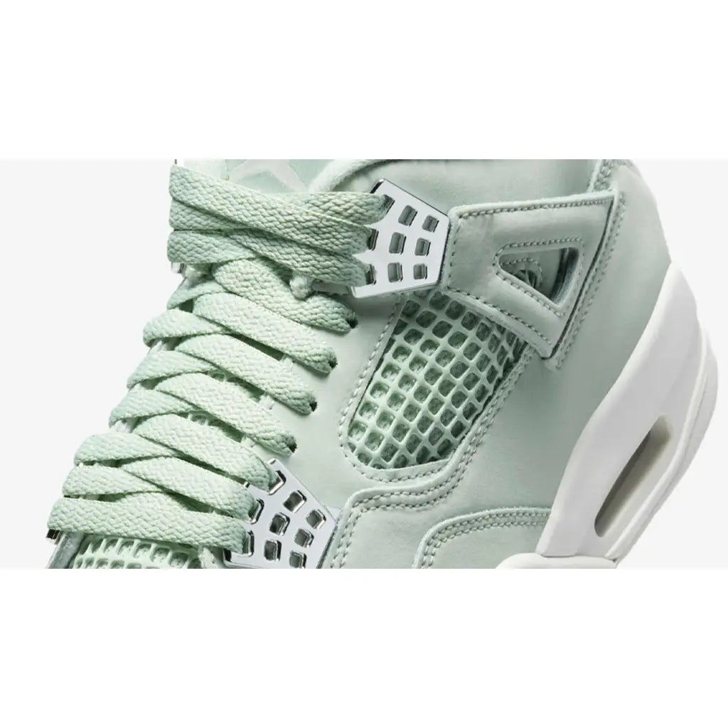 Air Jordan 4 - Seafoam Sail