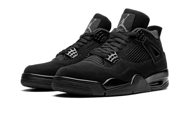 Air Jordan 4 - Black Cat